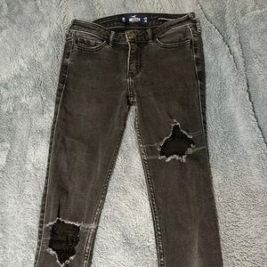 Hollister jeans| a little worn in but still okay condition
